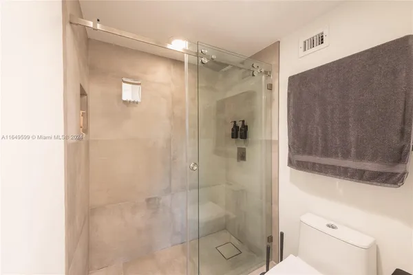 $7,500 | 1111 Crandon Boulevard, Unit A306, Key Biscayne, FL 33149