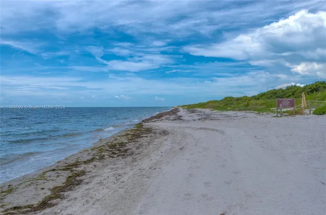 $7,500 | 1111 Crandon Boulevard, Unit A306, Key Biscayne, FL 33149