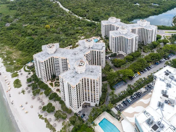 $7,500 | 1111 Crandon Boulevard, Unit A306, Key Biscayne, FL 33149