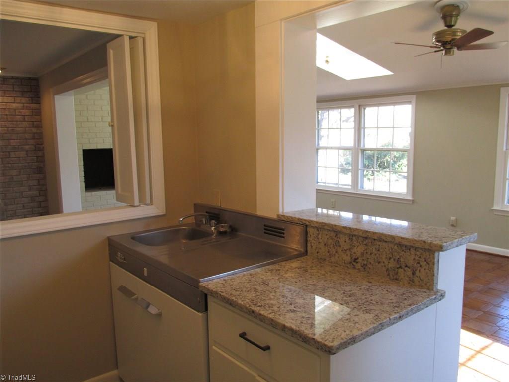 910 Croyden Street High Point, NC 27262 - Photo 13 of 23 Gallery Image 13