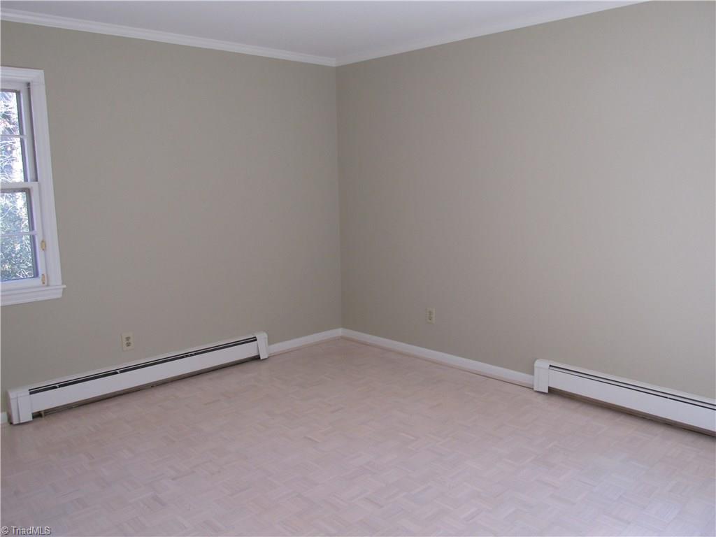910 Croyden Street High Point, NC 27262 - Photo 17 of 23 Gallery Image 17