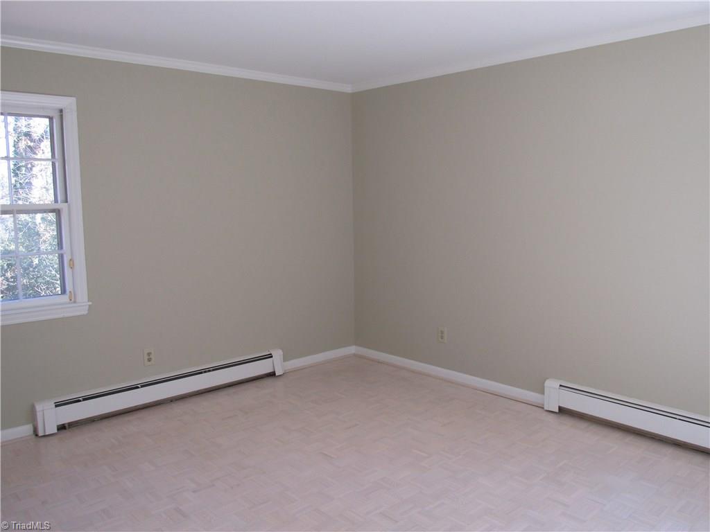 910 Croyden Street High Point, NC 27262 - Photo 19 of 23 Gallery Image 19