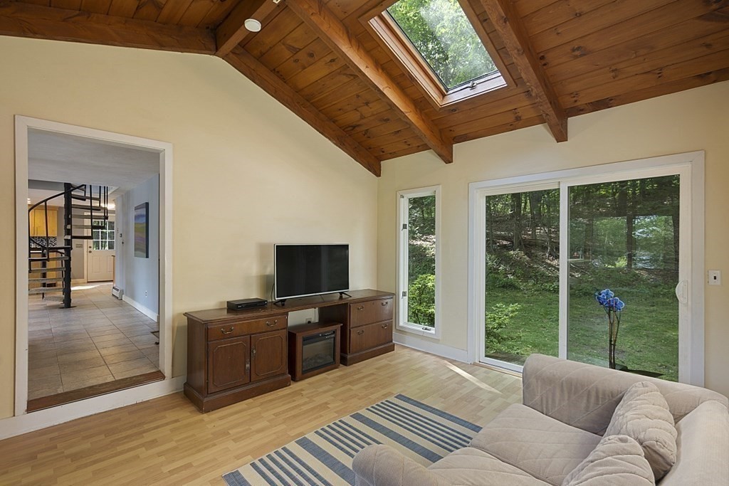 Gallery Image 7
