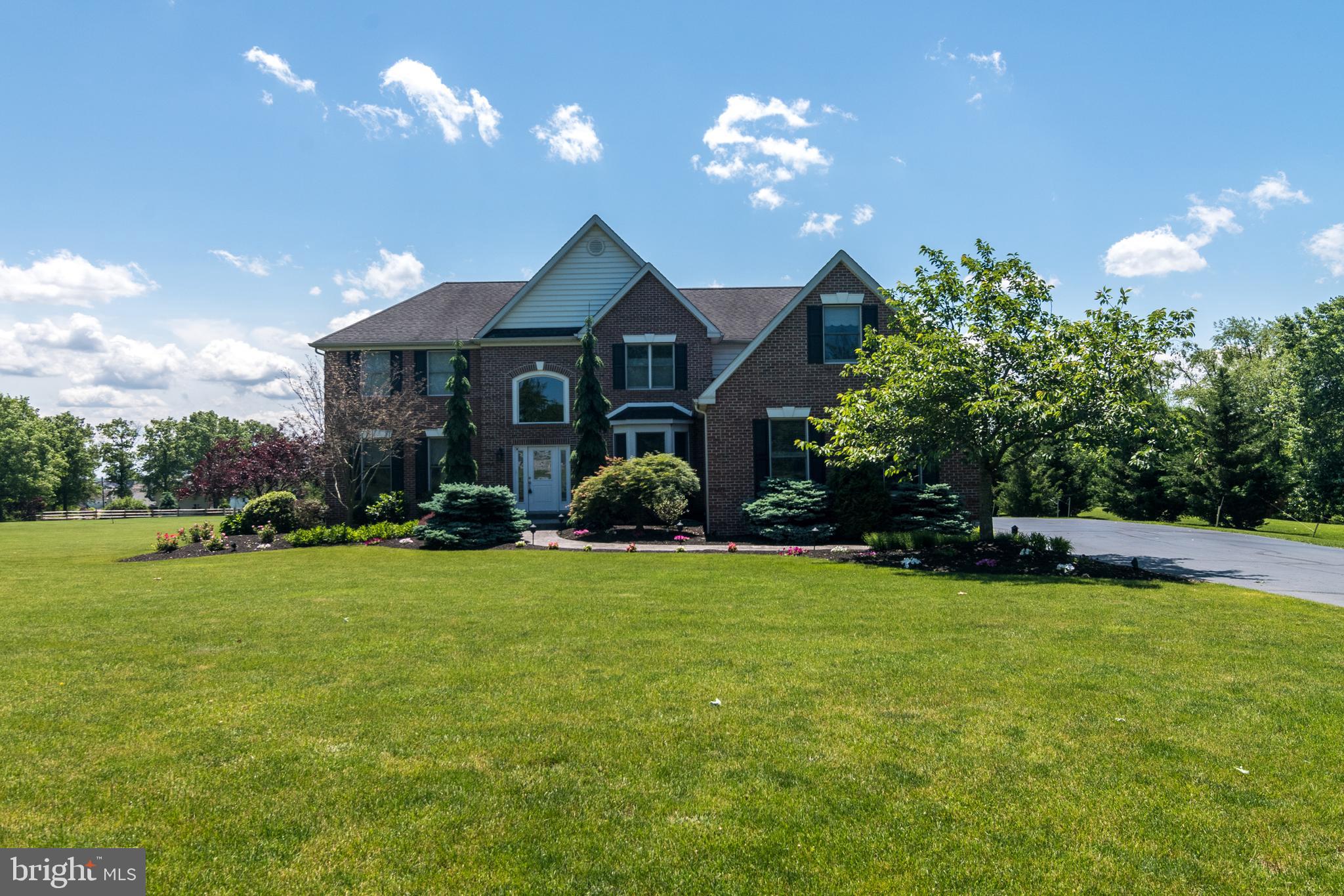 374 Moyer Road Souderton, PA 18964 - Photo 2 of 54 Gallery Image 2