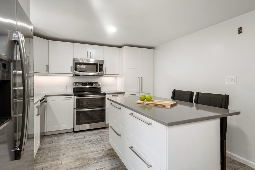 25 Francis Road Sharon, MA 02067 - Photo 12 of 32 Gallery Image 12