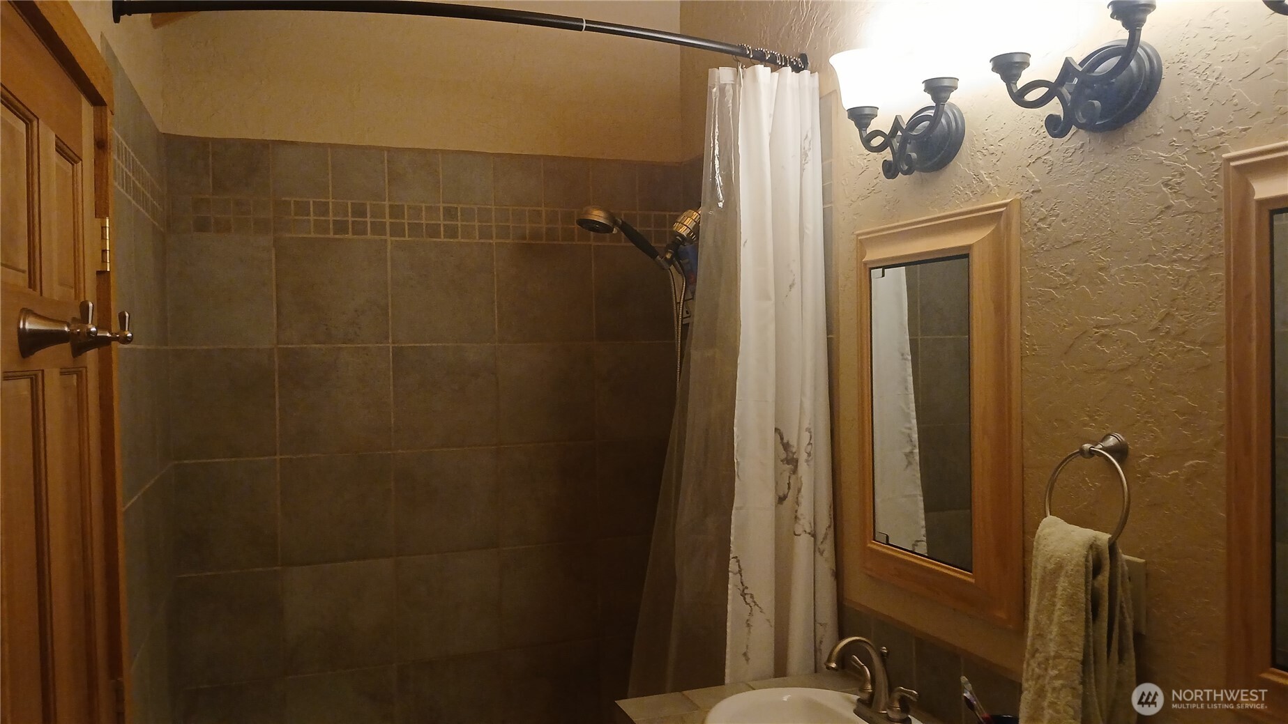 40 East Seahawks Way Belfair, WA 98528 - Photo 19 of 29