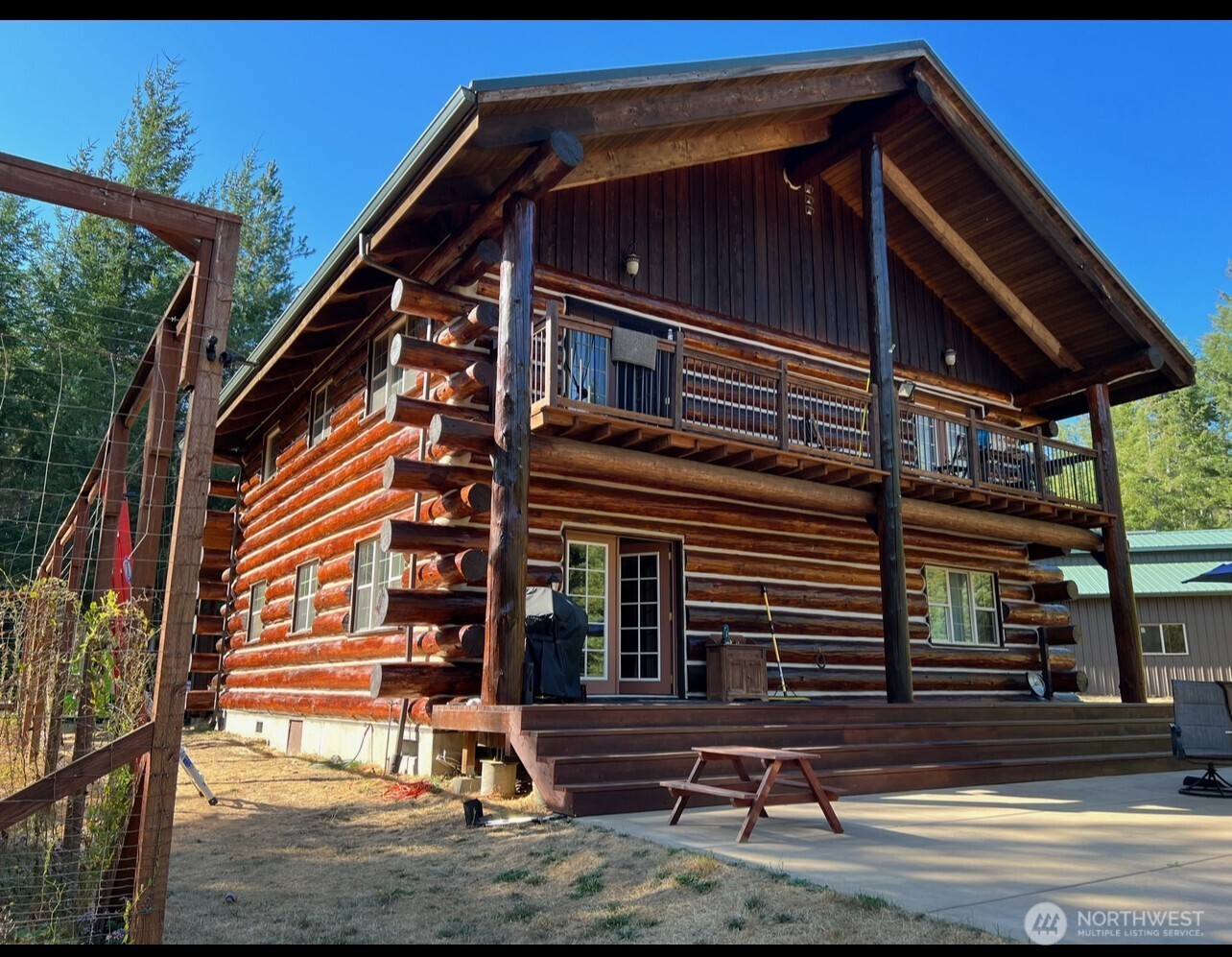 40 East Seahawks Way Belfair, WA 98528 - Photo 2 of 29