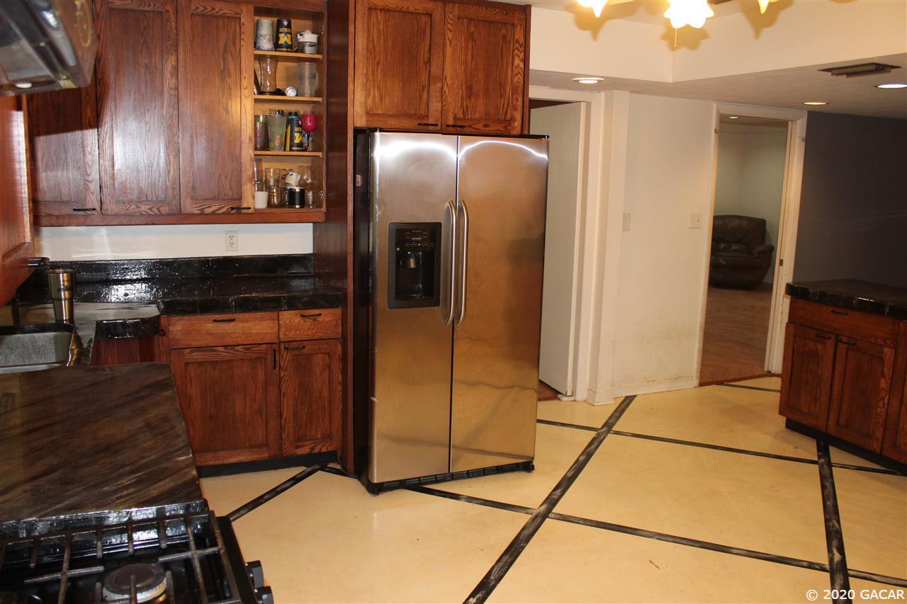 111 Northwest 79 Drive Gainesville, FL 32607 - Photo 7 of 29 Gallery Image 7