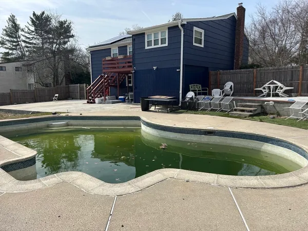 $650,000 | 5 Dartmouth Street, Randolph, MA 02368