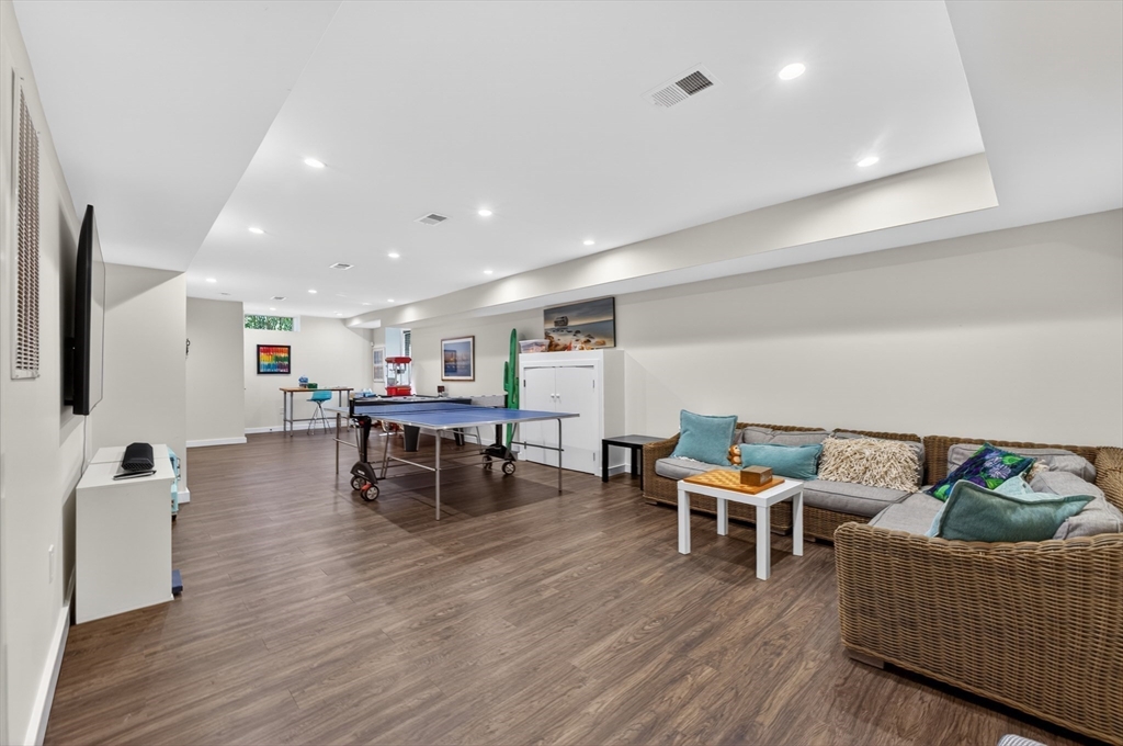 377 Walnut Street Newton, MA 02460 - Photo 27 of 41