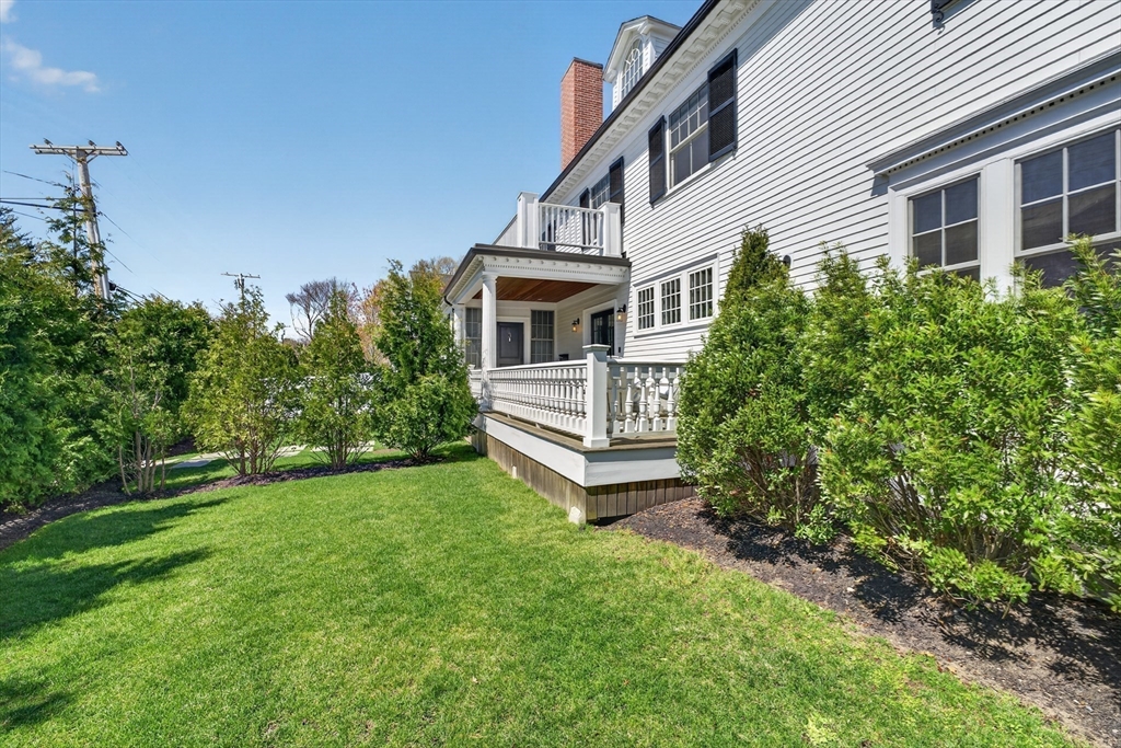 377 Walnut Street Newton, MA 02460 - Photo 28 of 41