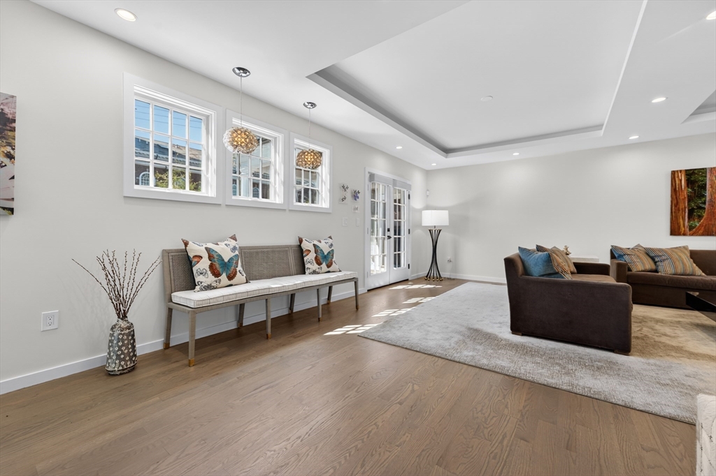 377 Walnut Street Newton, MA 02460 - Photo 6 of 41