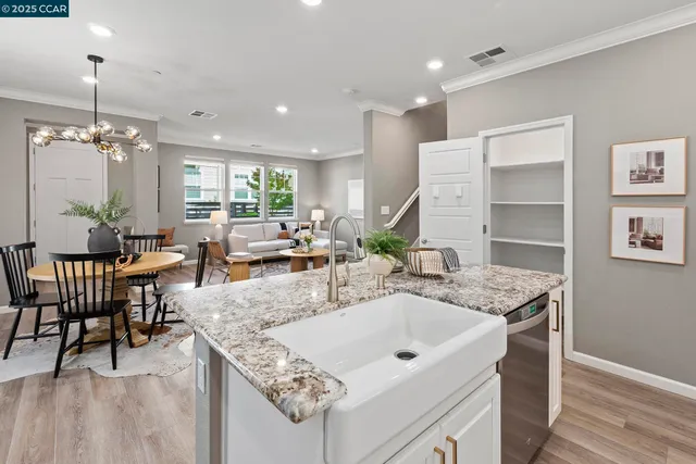 $1,375,000 | 118 Wallace Circle, Moraga, CA 94556