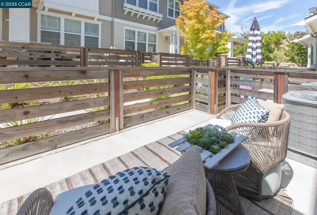 $1,375,000 | 118 Wallace Circle, Moraga, CA 94556