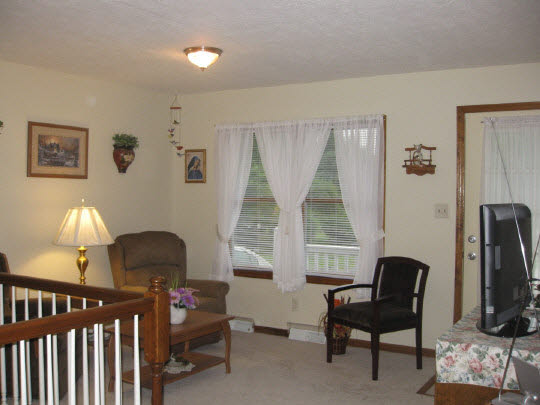 5942 Whitecliff Road Rockford, IL 61109 - Photo 2 of 5 Gallery Image 2