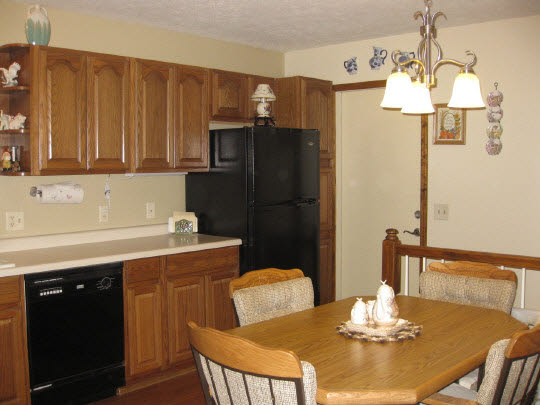 5942 Whitecliff Road Rockford, IL 61109 - Photo 3 of 5 Gallery Image 3