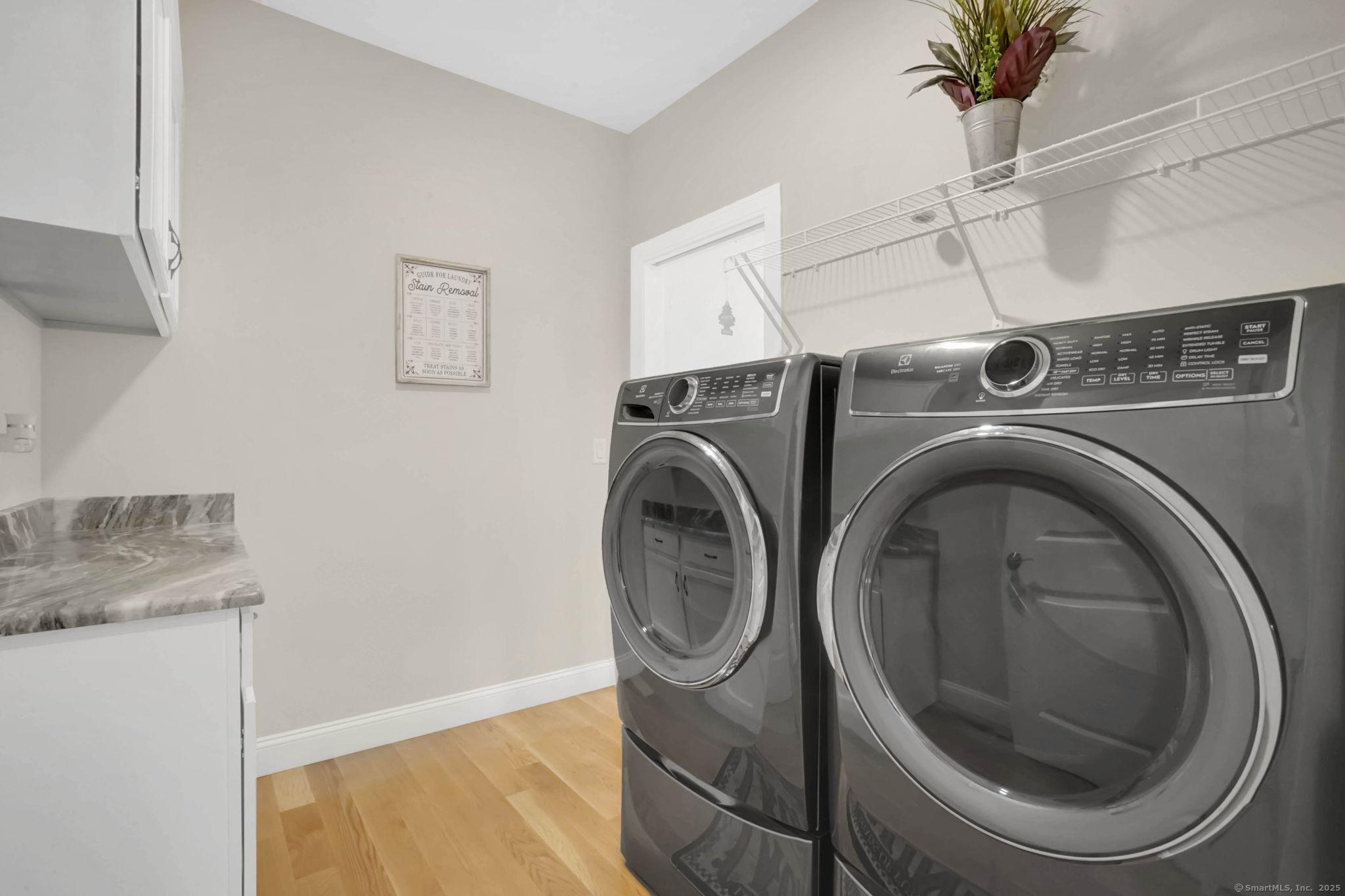 43 Liberty Lane Enfield, CT 06082 - Photo 25 of 33 a utility room with dryer and washer