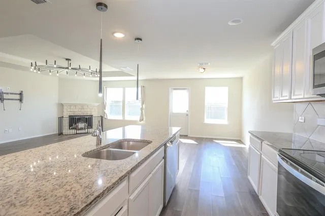 $350,000 | 1003 Voca Dr. Drive, Forney, TX 75126