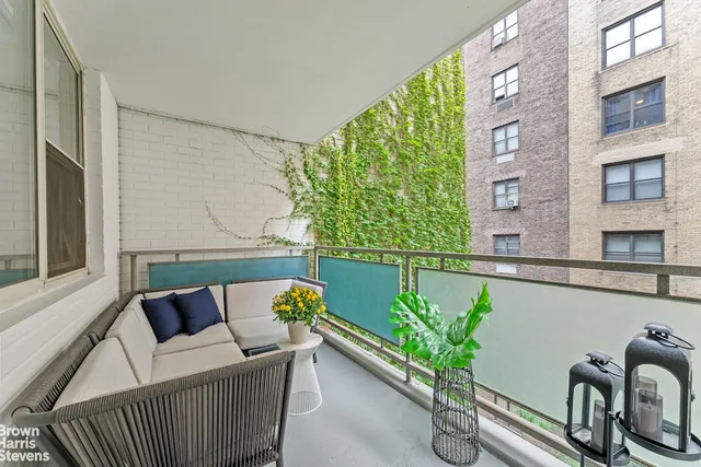 $1,695,000 | 222 East 80th Street, Unit 4G | Upper East Side