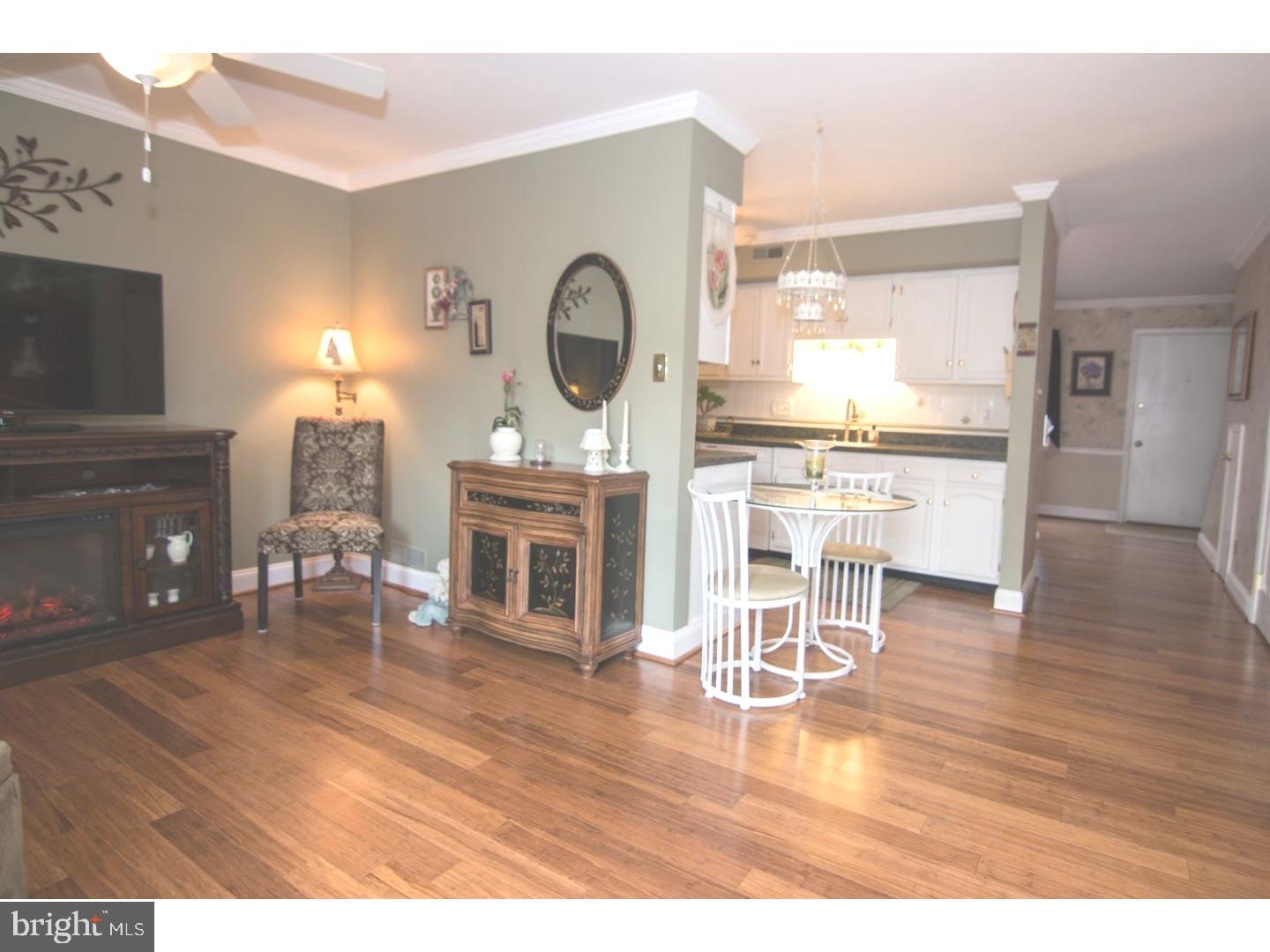 127 Stonegate Road Quakertown, PA 18951 - Photo 8 of 24 Family Room