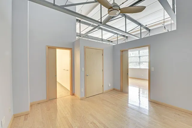 $1,895 | 111 East Franklin Avenue, Unit 307, Minneapolis, MN 55404