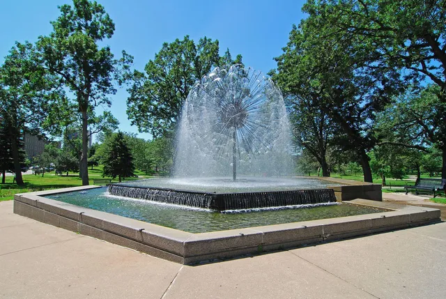 $1,895 | 111 East Franklin Avenue, Unit 307, Minneapolis, MN 55404