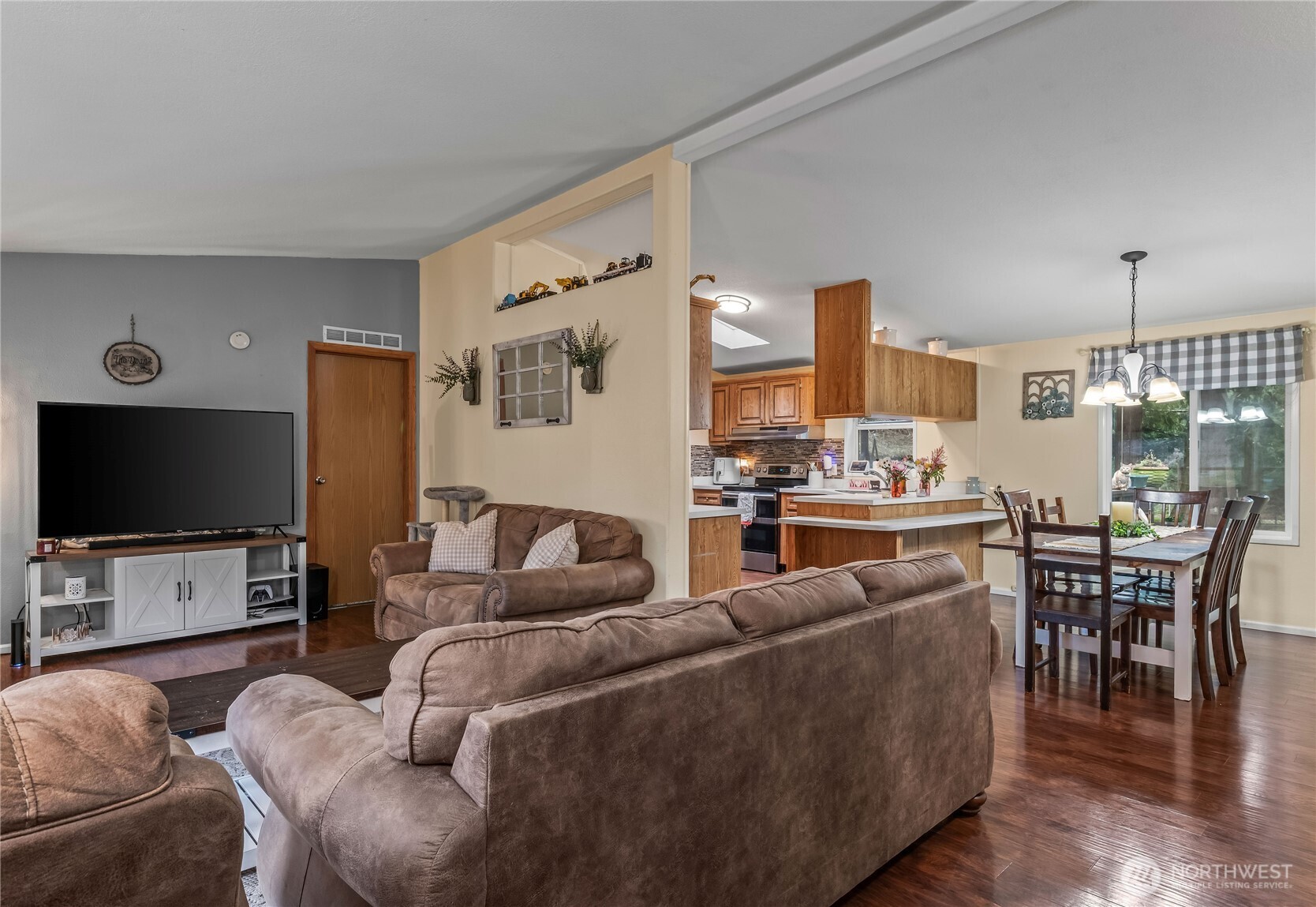 302 Port Hadlock Heights Road Port Hadlock, WA 98339 - Photo 11 of 37