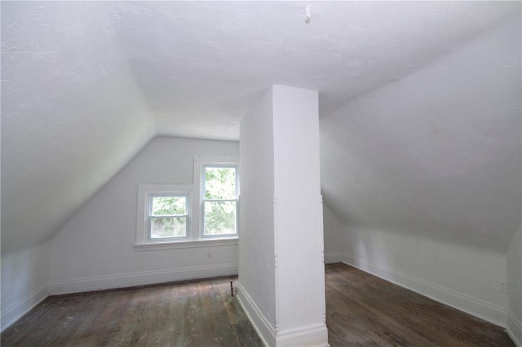 1639 Rutherford Avenue Pittsburgh, PA 15216 - Photo 15 of 22 Third Floor Den/office