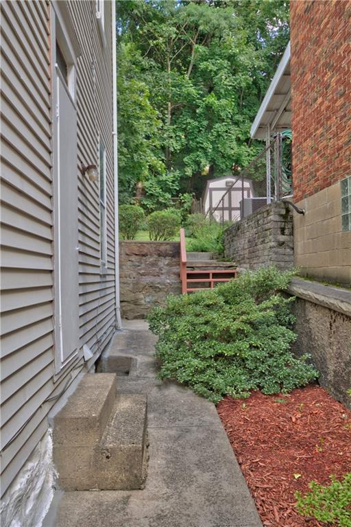 1639 Rutherford Avenue Pittsburgh, PA 15216 - Photo 19 of 22 Gallery Image 19