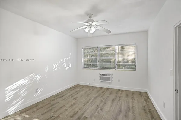 $2,200 | 4172 Chase Avenue, Unit 3, Miami Beach, FL 33140