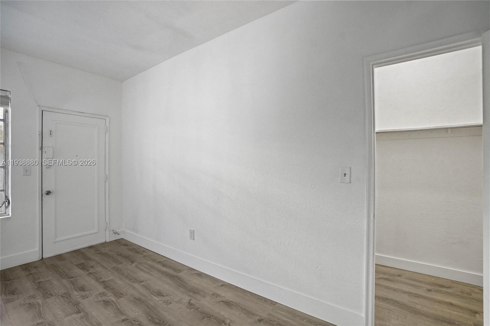 4172 Chase Avenue, Unit 3 Miami Beach, FL 33140 - Photo 6 of 29 a view of small space