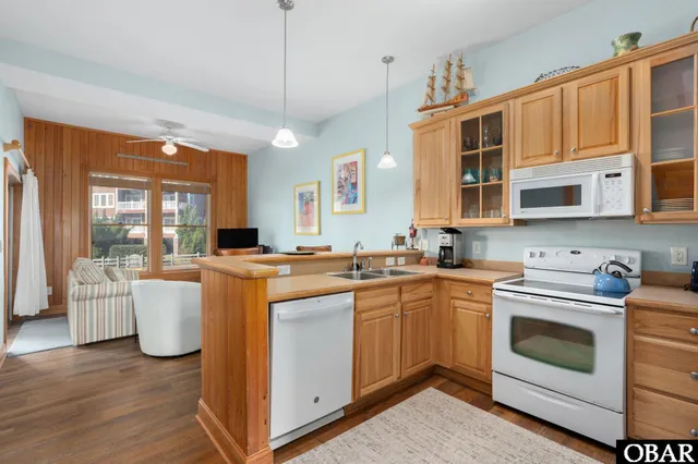 $360,000 | 1104 South Bay Club Drive, Unit 1104 B1, Manteo, NC 27954