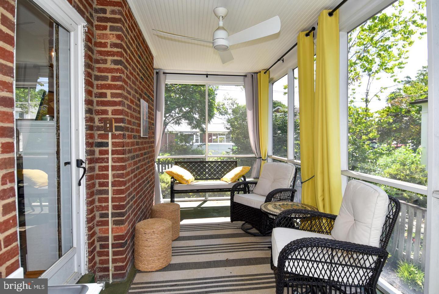 710 West View Terrace Alexandria, VA 22301 - Photo 9 of 58
