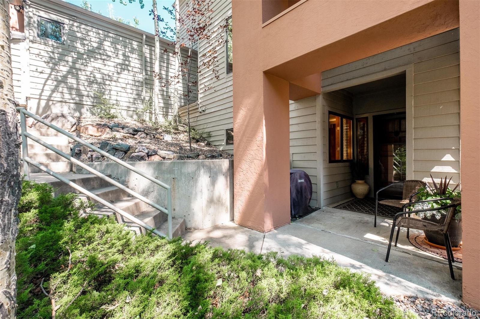 770 Ridgeside Drive Golden, CO 80401 - Photo 5 of 40 Gallery Image 5