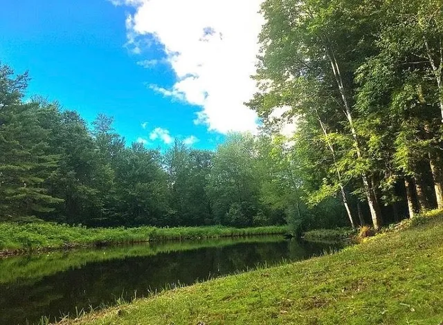 $329,000 | 205 West Unity Road, Claremont, NH 03743