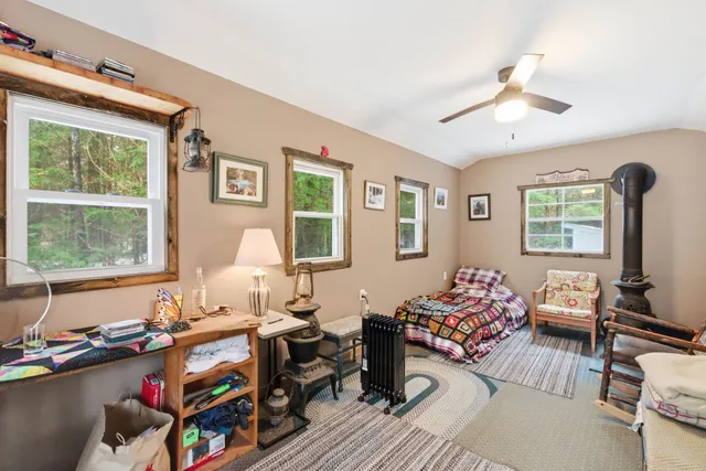 $329,000 | 205 West Unity Road, Claremont, NH 03743