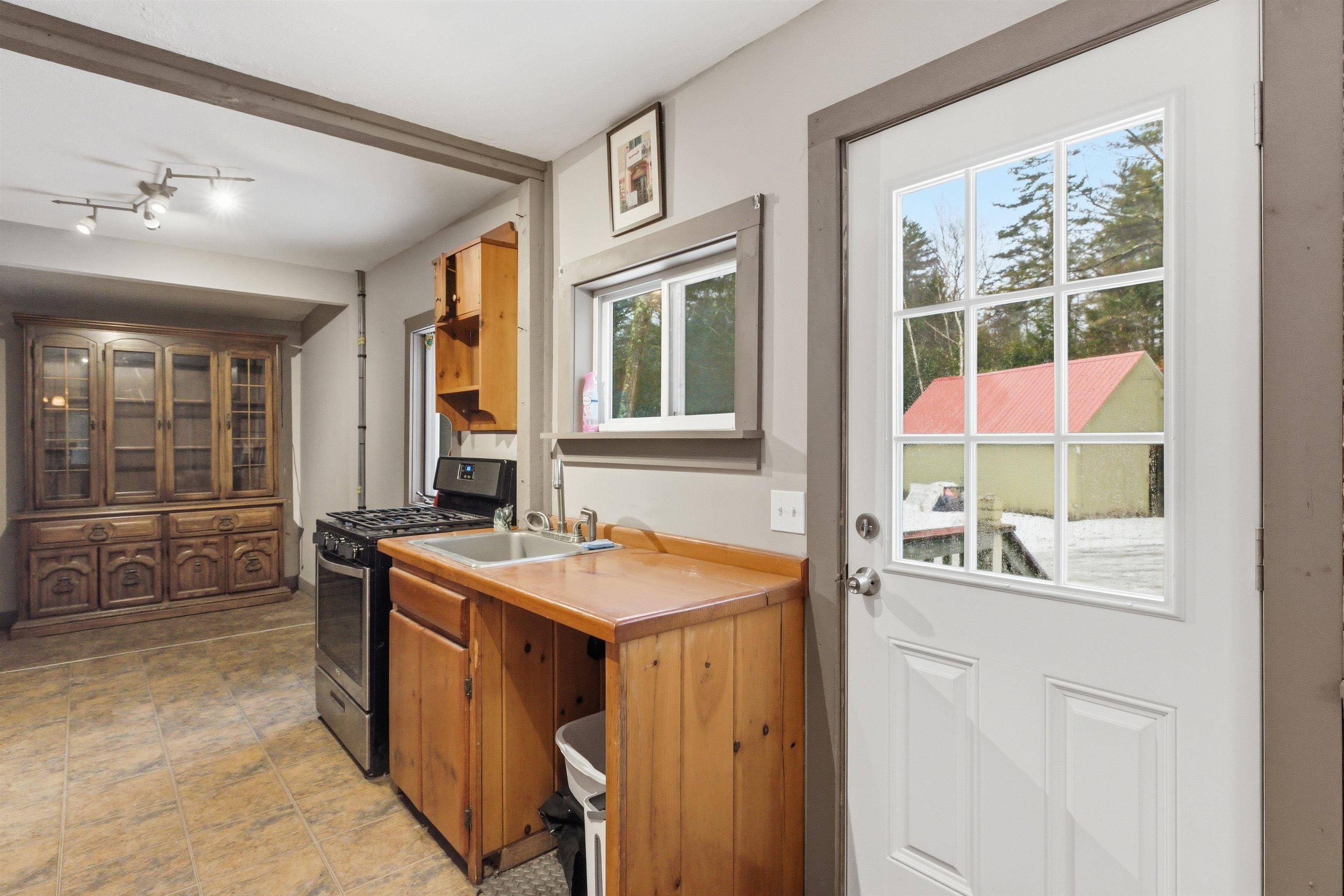205 West Unity Road Claremont, NH 03743 - Photo 10 of 60 Gallery Image 10