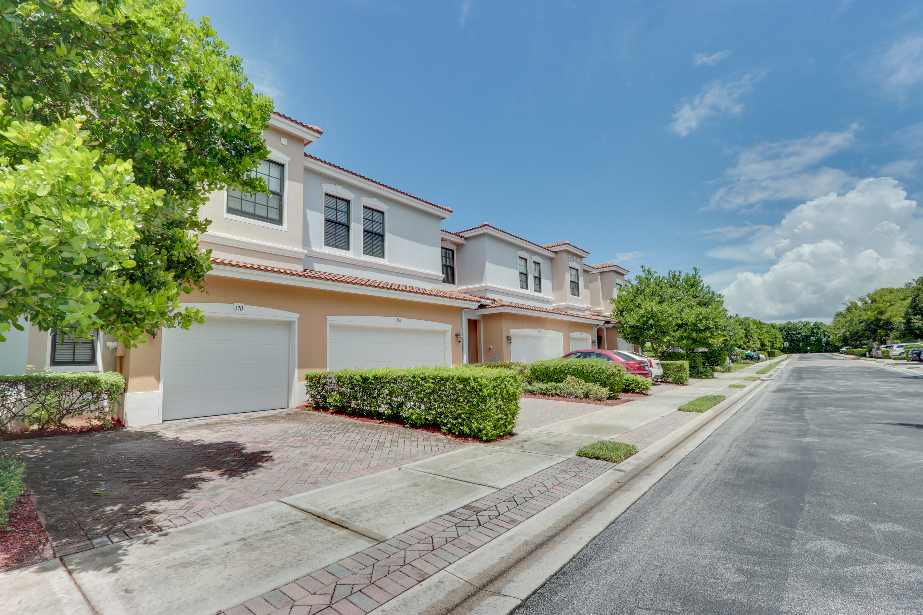 166 Gramercy Square Drive Delray Beach, FL 33484 - Photo 2 of 46 02