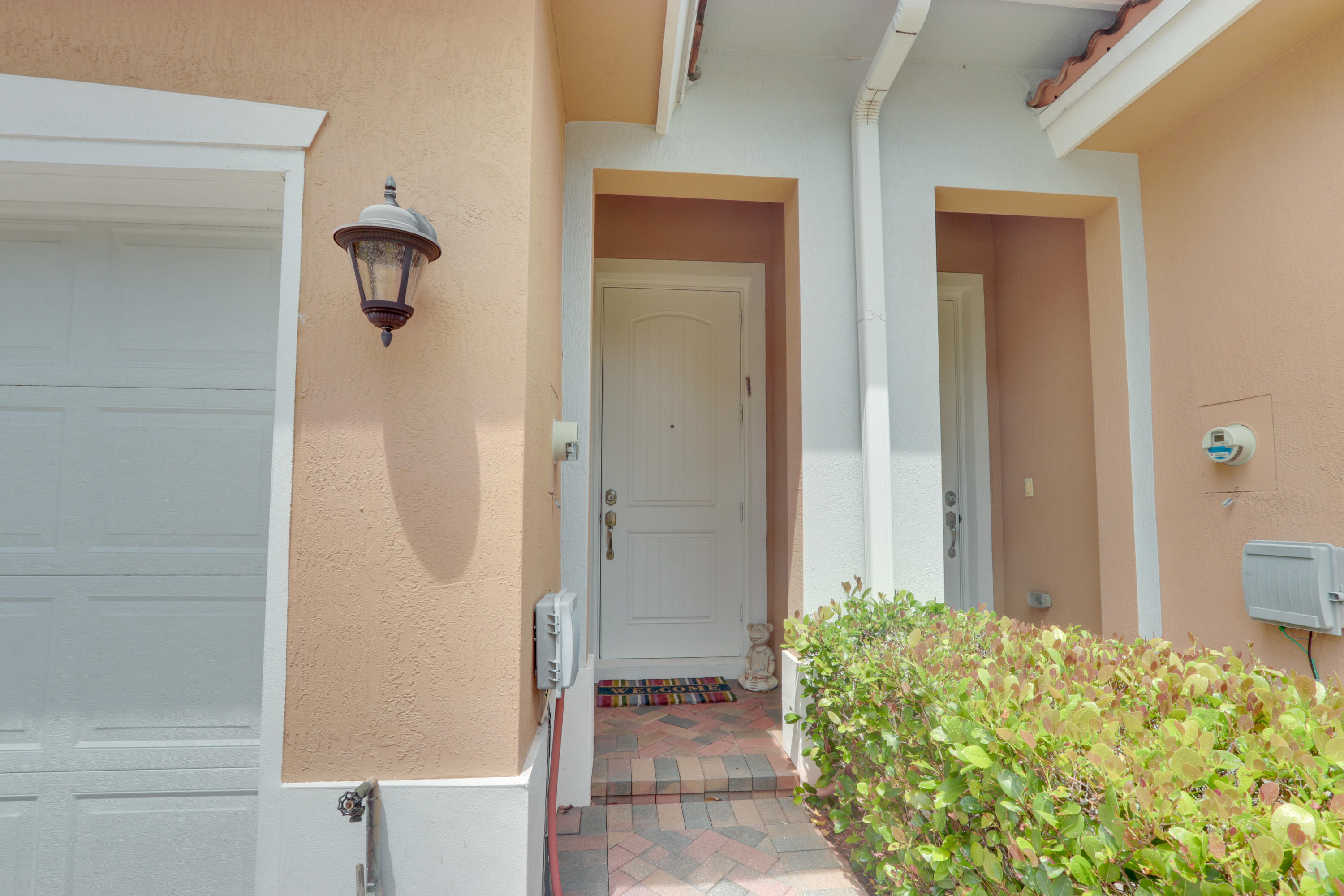 166 Gramercy Square Drive Delray Beach, FL 33484 - Photo 4 of 46 04