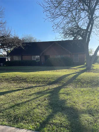 $135,000 | 1202 Westgate Drive, Wharton, TX 77488