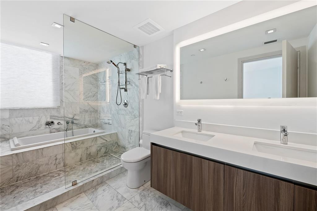 401 North Birch Road, Unit TH2 Fort Lauderdale, FL 33304 - Photo 18 of 39