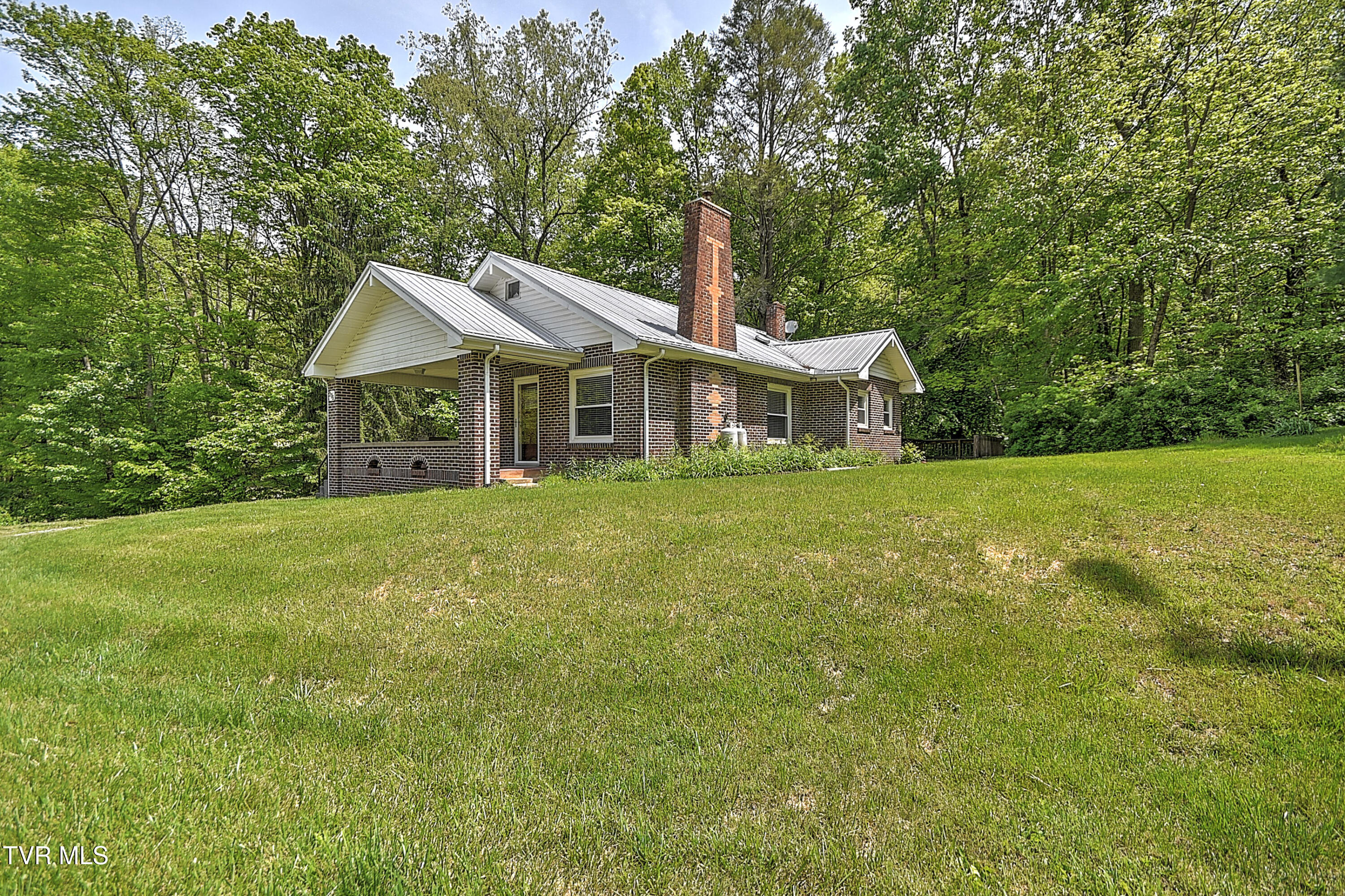 275 Tiger Creek Road Roan Mountain, TN 37687 - Photo 1 of 104 275 Tiger Creek EH-4