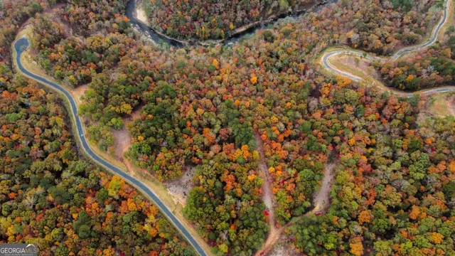 a view of a dry field