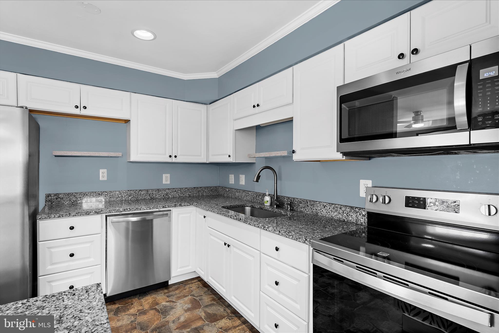 312 Londontown Road Edgewater, MD 21037 - Photo 12 of 46