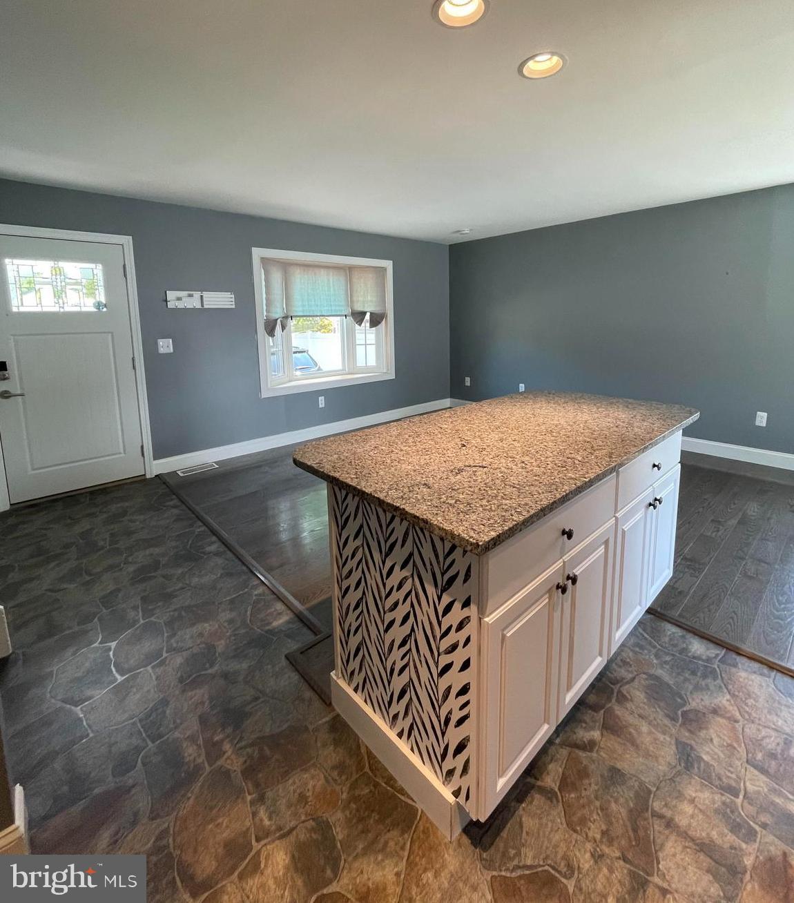 312 Londontown Road Edgewater, MD 21037 - Photo 5 of 46