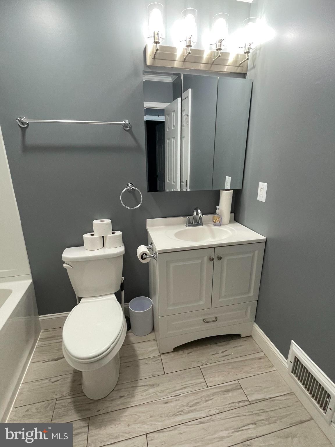 312 Londontown Road Edgewater, MD 21037 - Photo 7 of 46