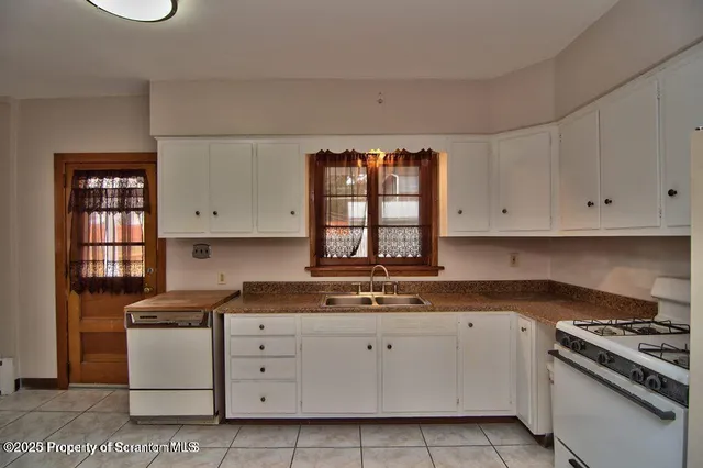 $1,500 | 1521 Pine Street, Scranton, PA 18510