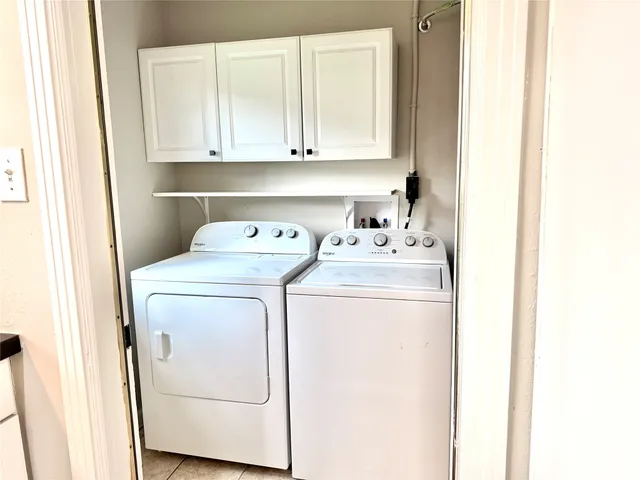 $2,700 | 2007 Wakefield Drive, Houston, TX 77018