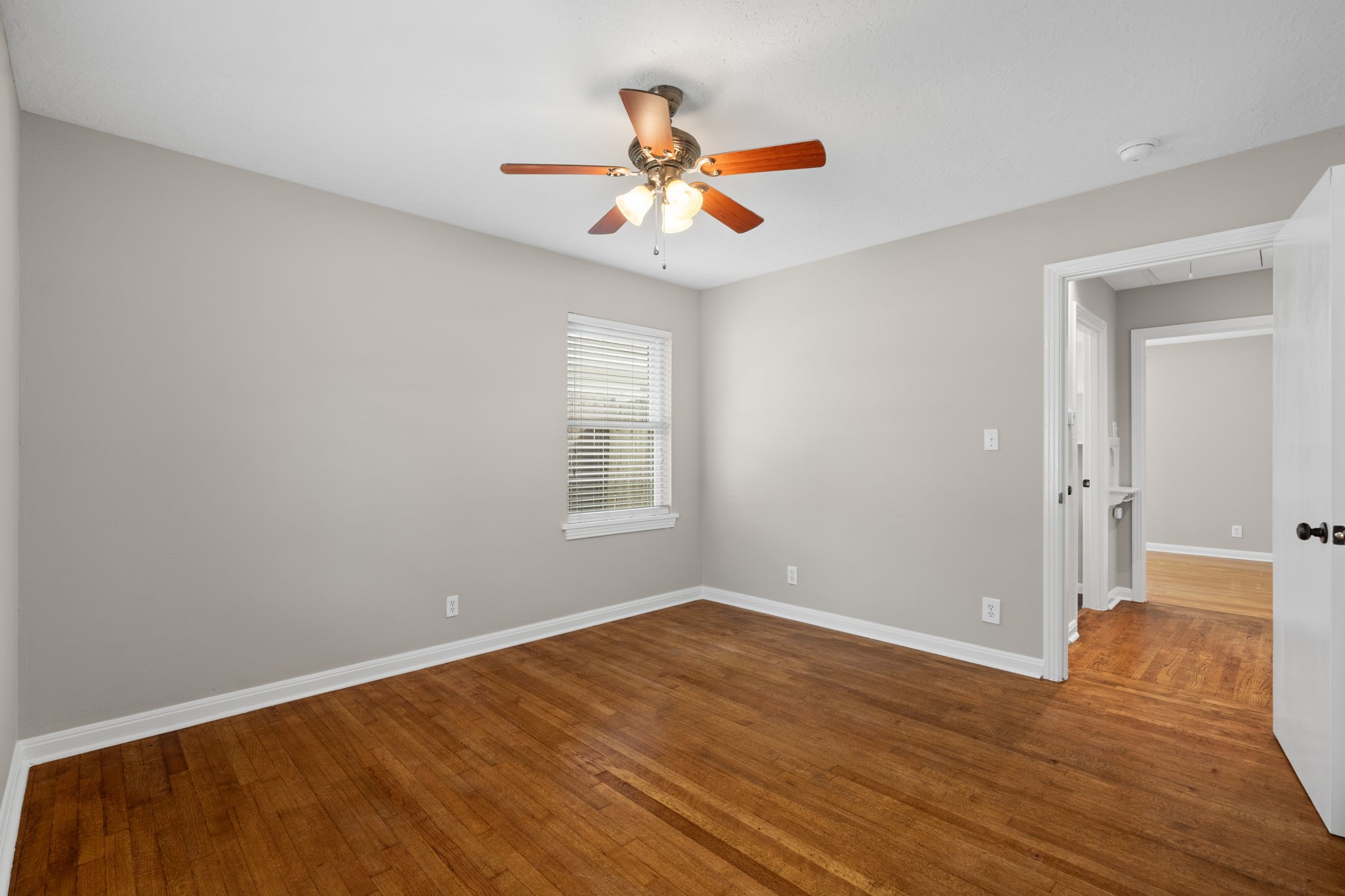 2007 Wakefield Drive Houston, TX 77018 - Photo 19 of 29 Bright and spacious bedrooms with hardwood floors and personal closets make it easy to settle in. Perfect for hosting guests, setting up a home office, or creating your own cozy retreat.
