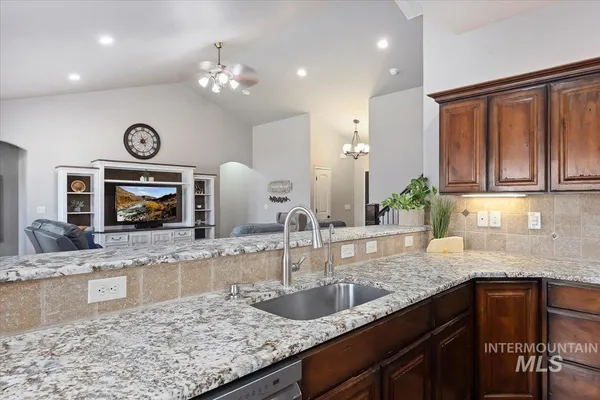 $518,900 | 921 Ballard Lane, Kimberly, ID 83341